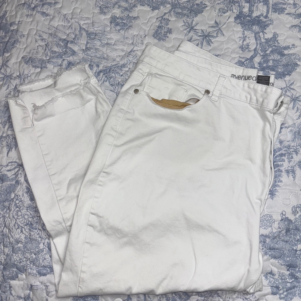 Avenue Women's Crisp White Straight Leg Jeans